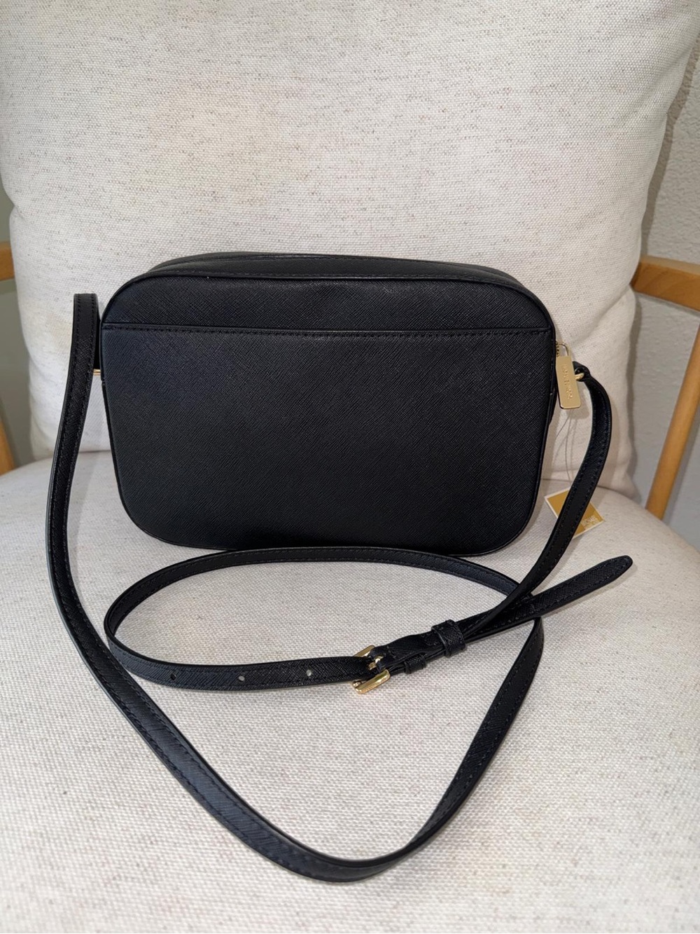 New Michael Kors Women's Black Leather East West Chain Crossbody Camera Bag NWT - Picture 5 of 13